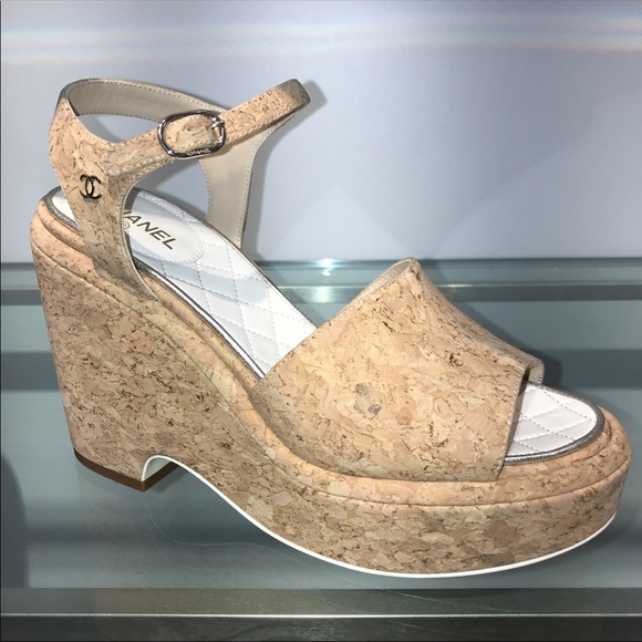 CHANEL Cork Wedge - Picture 2 of 8